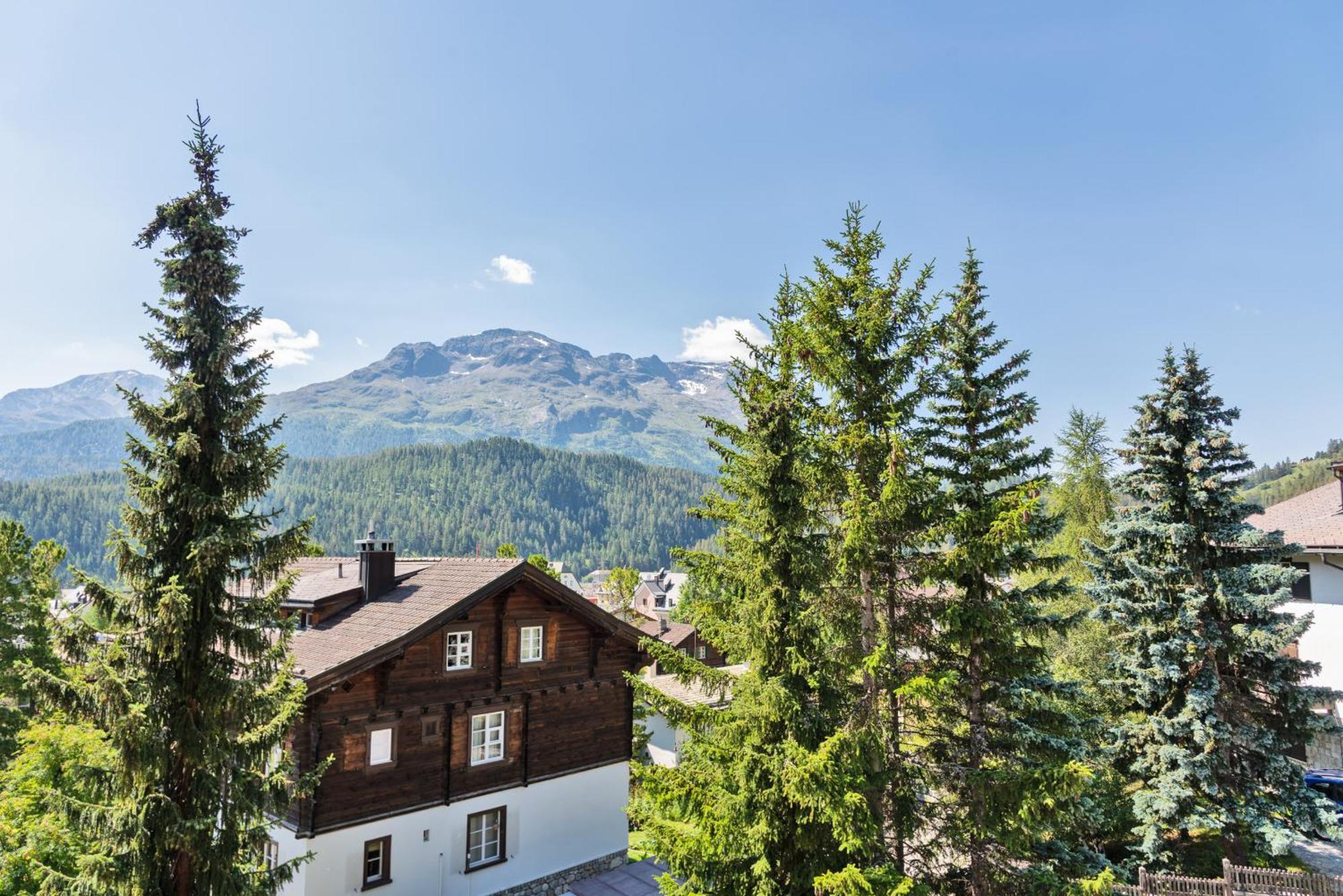 Chesa Alvra - Celerina Appartement Celerina/Schlarigna Buitenkant foto